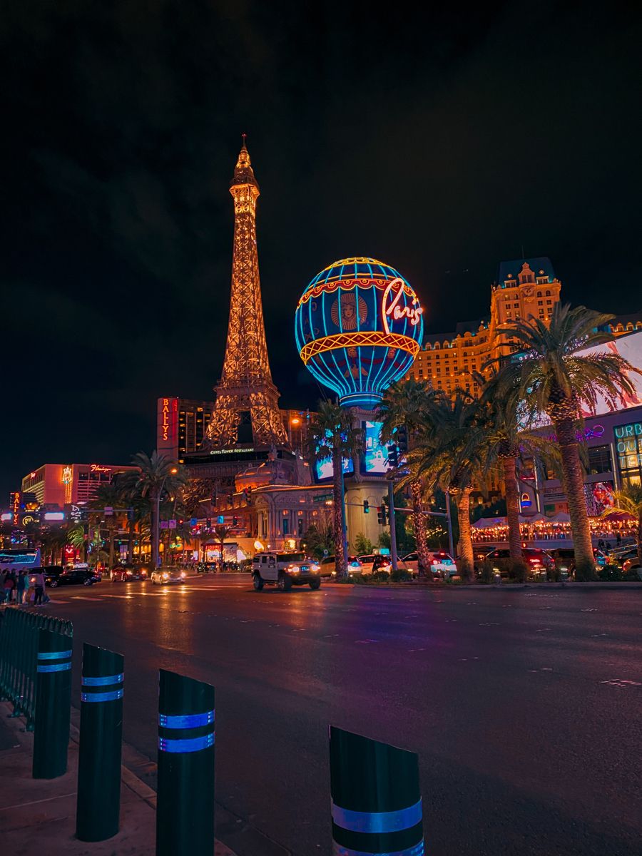Las Vegas skyline and major landmarks
